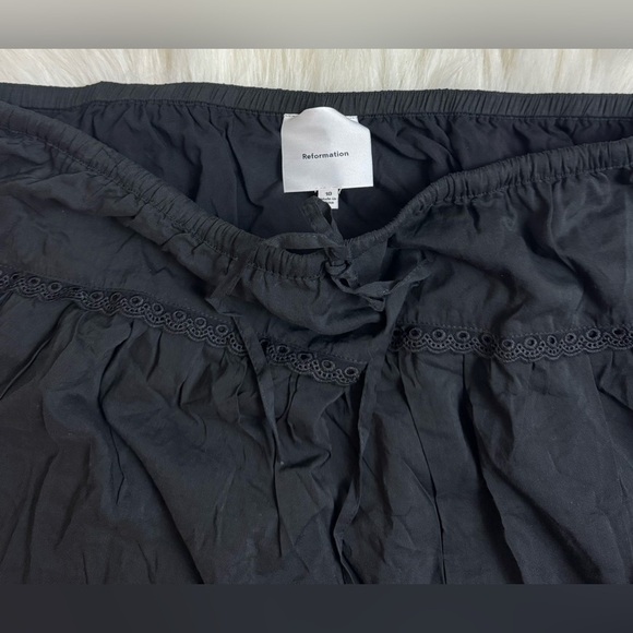 New Reformation Tavia Eyelet Trim Organic Cotton Mini skirt Black - Picture 4 of 7